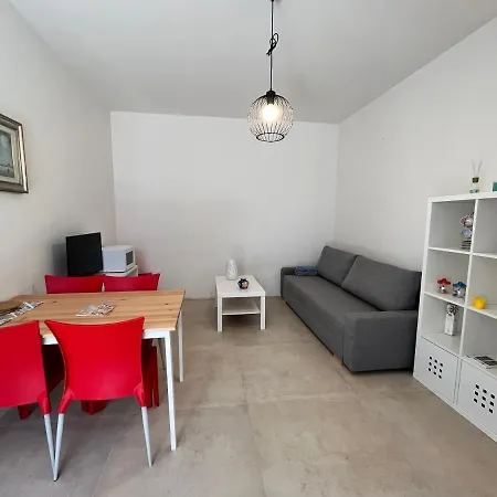 Elite Apartment *