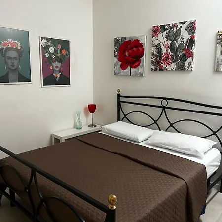 Elite Apartment *
