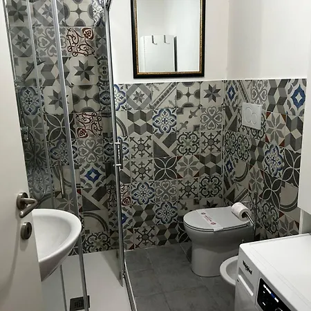 Elite Apartment *
